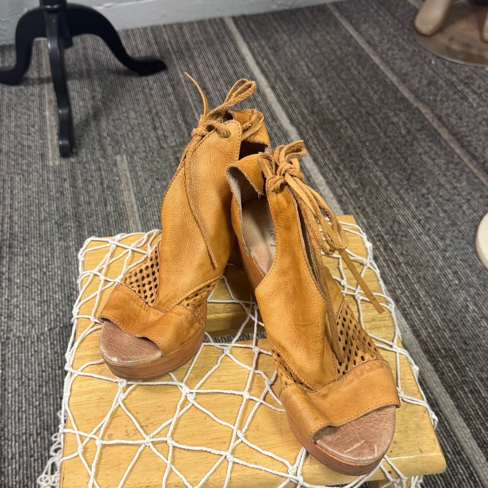 Free People Tan Lace-Up Suede Wedge Sandals